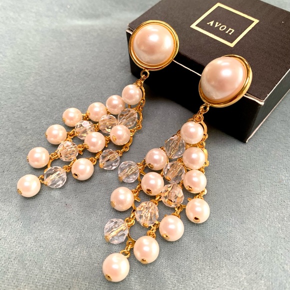 Avon Jewelry - ⭐️2 for $10 Avon 1993 Elegant Shower Long Earrings